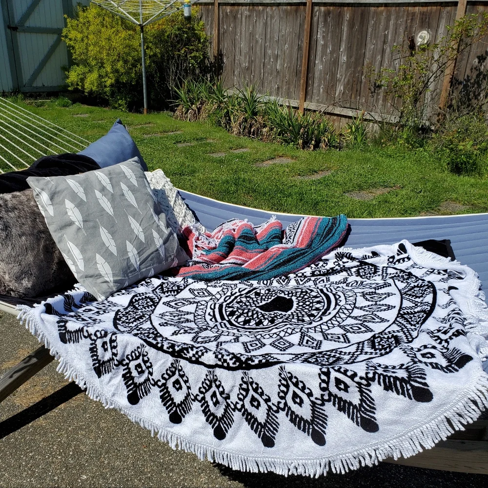 NEW Round Beach Towel Geometric Black and White Circle Towels Mandala
